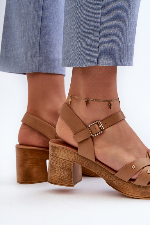 Sieviešu basenes ar papēdi no eko ādas brūnas krāsas Assames