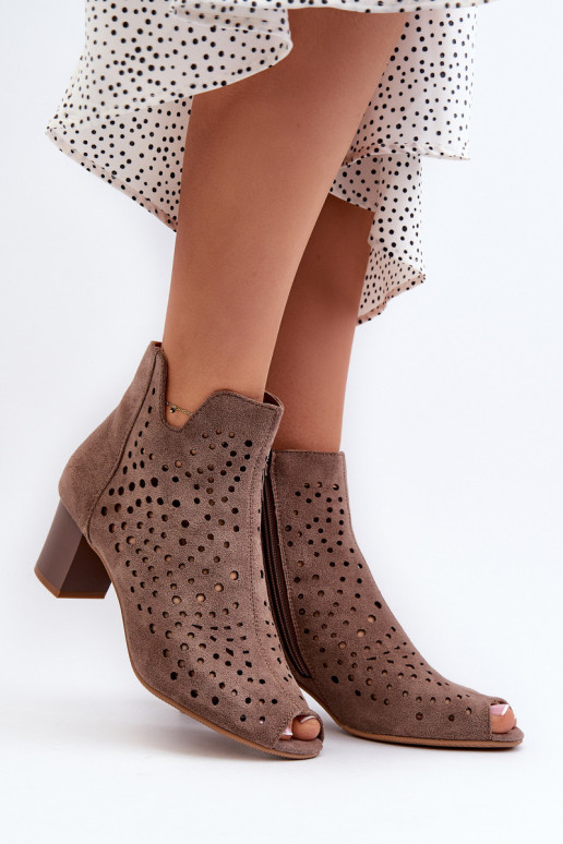 Sieviešu ažūra eko zamšādas zābaki uz augsta papēža ar atvērtiem purngaliem brūna Halania