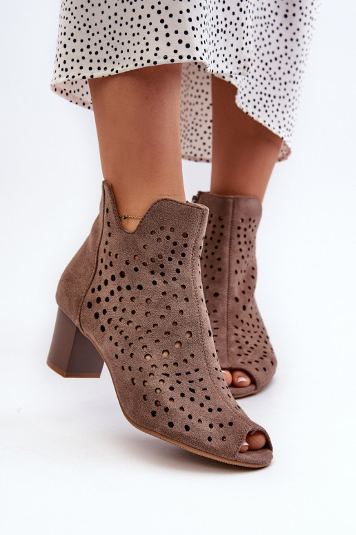 Sieviešu ažūra eko zamšādas zābaki uz augsta papēža ar atvērtiem purngaliem brūna Halania