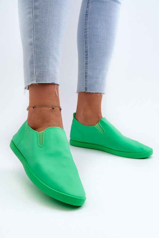 Sporta apavi brīvā laika apavi Slip-On Zaļas krāsas Lovinia Sporta apavi brīvā laika apavi Slip-On Zaļas krāsas Lovinia