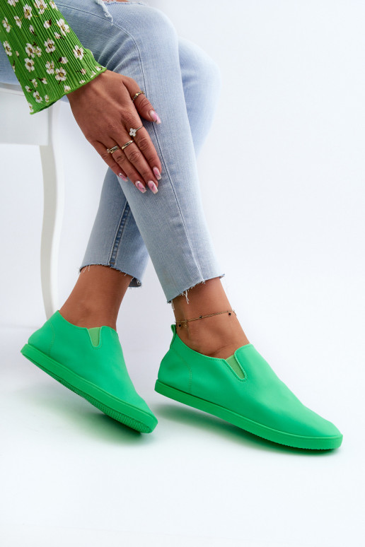 Sporta apavi brīvā laika apavi Slip-On Zaļas krāsas Lovinia Sporta apavi brīvā laika apavi Slip-On Zaļas krāsas Lovinia