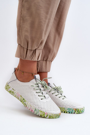 Sznurowe apavi    baltas krāsas Farnalea 2