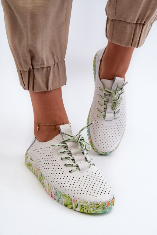 Sznurowe apavi    baltas krāsas Farnalea Sznurowe apavi    baltas krāsas Farnalea