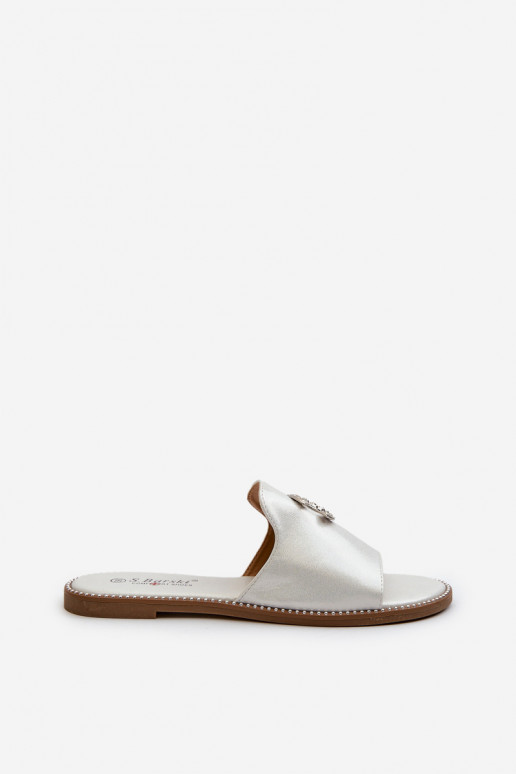 Eleganta stila sieviešu čības spīdīgs ar ornamentiem S.Barski KV27-050 Sudraba krāsas Eleganta stila sieviešu čības spīdīgs ar ornamentiem S.Barski KV27-050 Sudraba krāsas