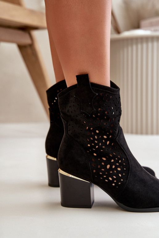 Zābaki ar papēdi Z Eko zamšādau Aizsprādzējamas Uz pili melnas krāsas Sevana