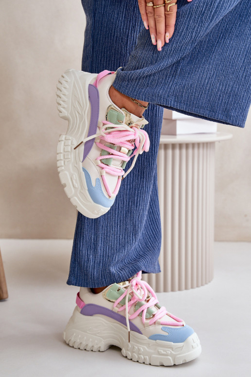 Sneakers modeļa apavi Sieviešu Uz masīvas zoles Dažādu krāsu Nevela