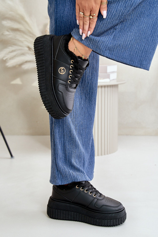Sneakers modeļa apavi sporta apavi Sieviešu siltināti Uz masīvas zoles melnas krāsas Verissha