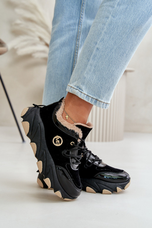 Sieviešu sporta apavi šņorējami siltināti ar platformu melnas krāsas Verioras Sieviešu sporta apavi šņorējami siltināti ar platformu melnas krāsas Verioras