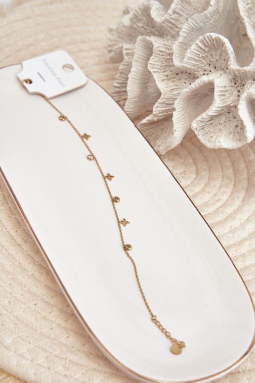 Rokassprādze ir zelta Rokassprādze ir zelta