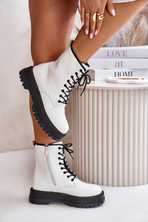 siltināti zābaki z Eko Skóry Uz pili baltas krāsas Ieslēgtsleli