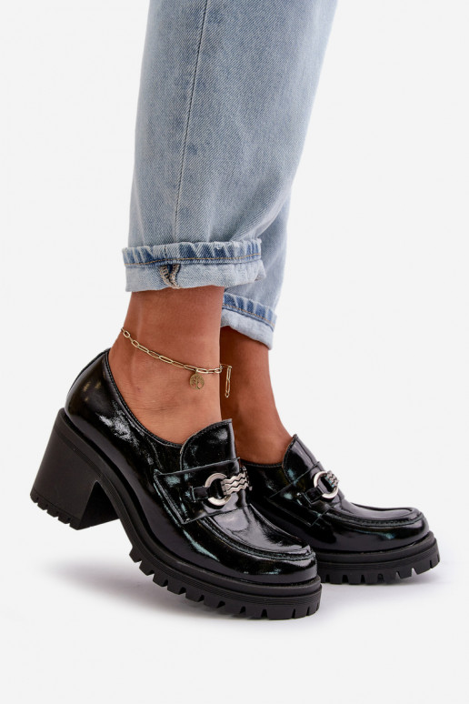 Sieviešu lakotas ādas apavi ar... Sieviešu lakotas ādas apavi ar...