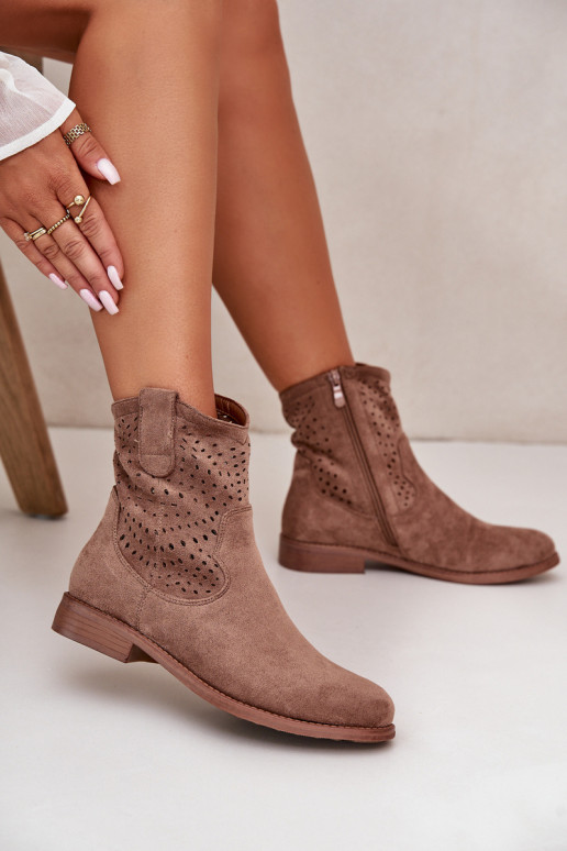 Sieviešu ažūra kurpes ar platiem... Sieviešu ažūra kurpes ar platiem...