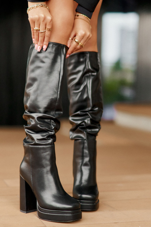 Paslīdēt uz garie zābaki ar papēdi Un platforma Ar volāniem siltināti melnas krāsas Beridra