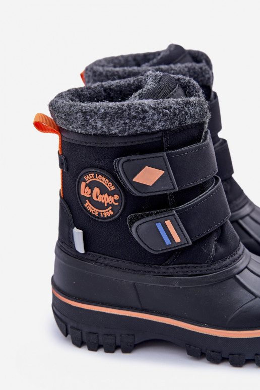 sniega apavi Bērnu apavi ar lipīgām aizdarēm Lee Cooper LCJ-24-44-2865K melnas krāsas sniega apavi Bērnu apavi ar lipīgām aizdarēm Lee Cooper LCJ-24-44-2865K melnas krāsas
