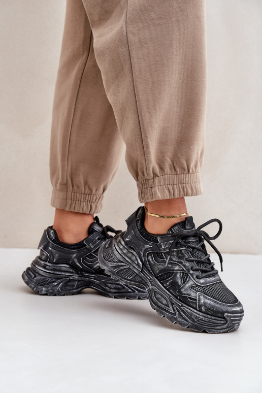 Sneakers modeļa apavi Sieviešu Z Przetarciami ar platformu melnas krāsas SeladInen Sneakers modeļa apavi Sieviešu Z Przetarciami ar platformu melnas krāsas SeladInen