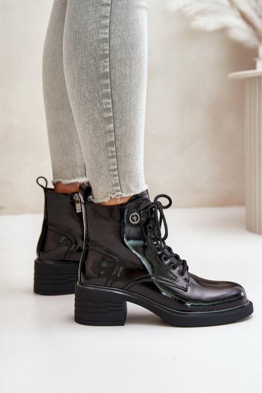 Ādas lakoti zābaki siltināti D&A... Ādas lakoti zābaki siltināti D&A...