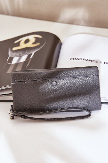 Tā irciņš Ar reljefu Eko āda pelēkas krāsas Tā irrtiel