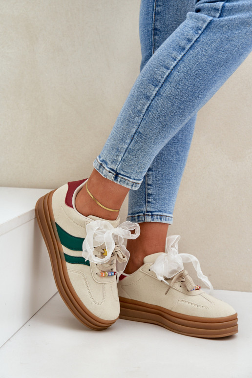 Sneakers modeļa apavi Sieviešu Z Przypinkami smilšu krāsas Jariana Sneakers modeļa apavi Sieviešu Z Przypinkami smilšu krāsas Jariana