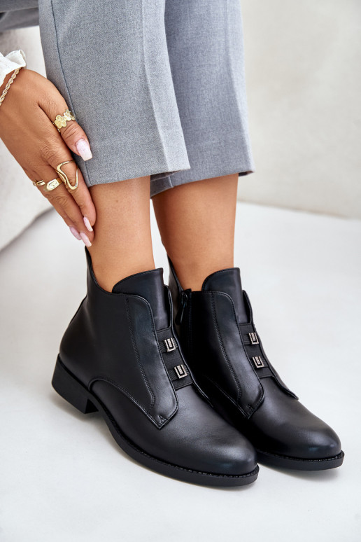 Siltināti sieviešu zābaki ar platām... Siltināti sieviešu zābaki ar platām...