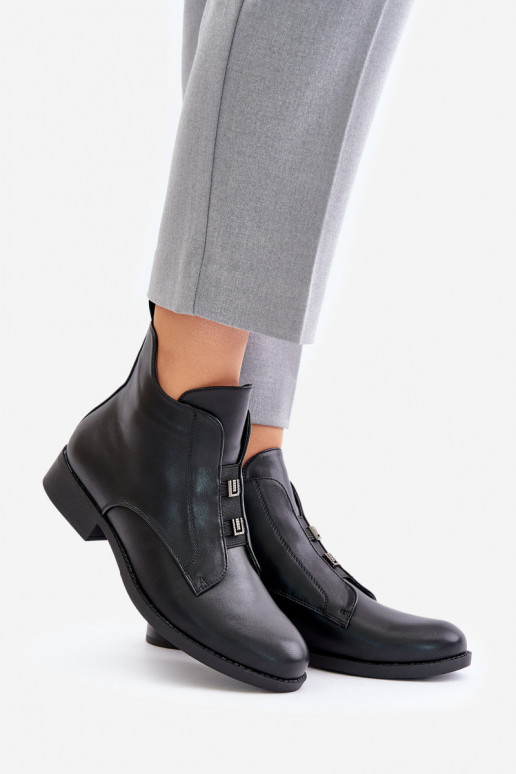 Siltināti sieviešu zābaki ar platām... Siltināti sieviešu zābaki ar platām...