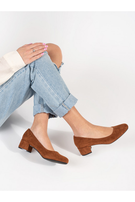 brūnas krāsas zamšādas puszābaki uz papēža brūnas krāsas zamšādas puszābaki uz papēža