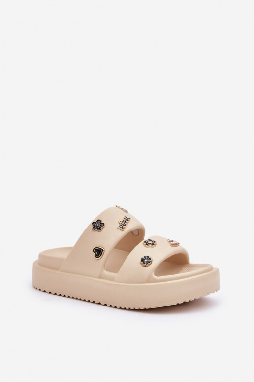 Vieglas čības uz pirksta sieviešu čības Z Przypinkami smilšu krāsas Ravanala