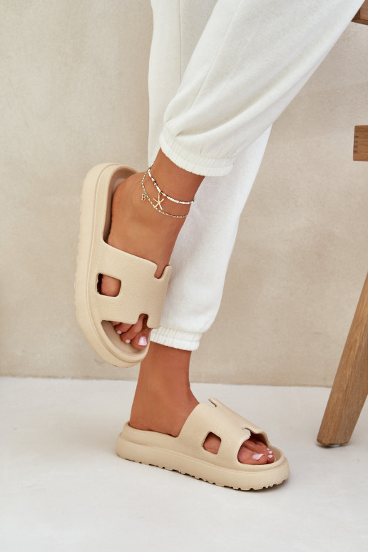 Vieglas čības uz pirksta Čības Ar izgriezumiem smilšu krāsas Neladith Vieglas čības uz pirksta Čības Ar izgriezumiem smilšu krāsas Neladith