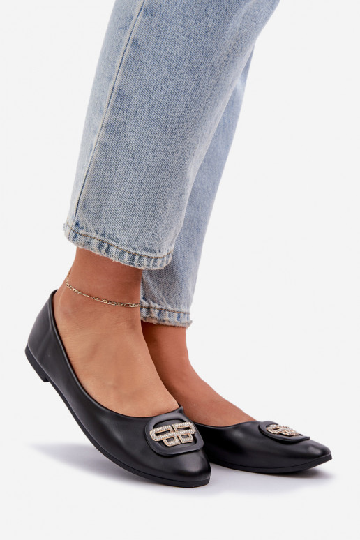 Balerīnas Uz plakanas zoles ar ornamentiem melnas krāsas Ainoria