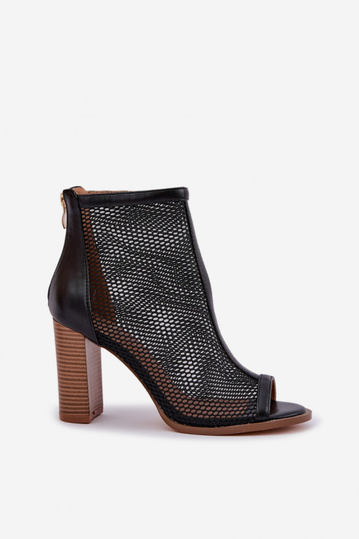 sandales ar papēdi ar stulmu melnas krāsas Taniffia