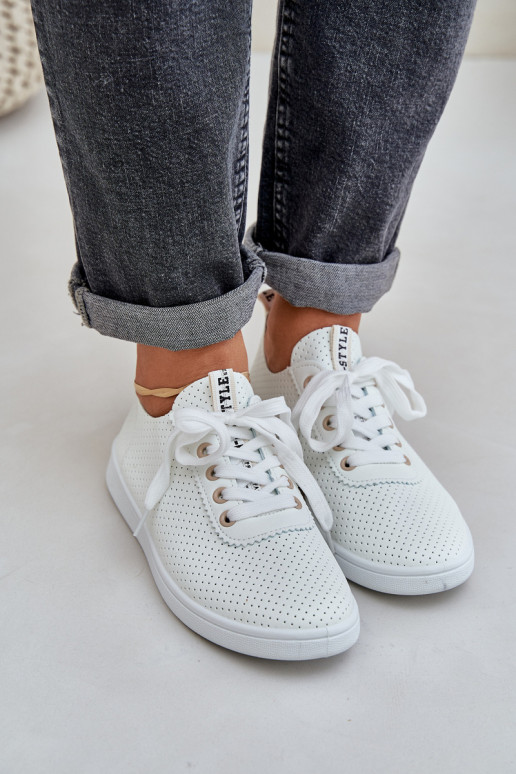 Šņorējami ažūra ikdienas apavi Ziloņkaula krāsas Carinel Šņorējami ažūra ikdienas apavi Ziloņkaula krāsas Carinel