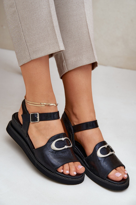 Lakotas basenes ar platformu ar ornamentiem melnas krāsas Salianes Lakotas basenes ar platformu ar ornamentiem melnas krāsas Salianes