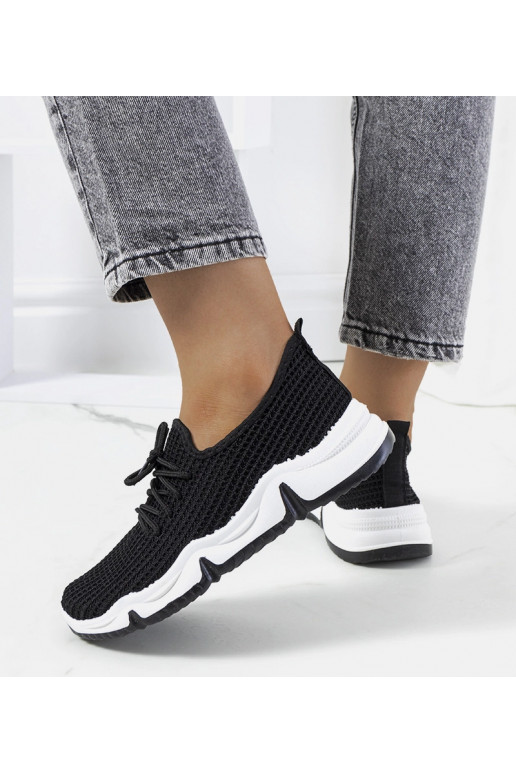 Melnas Vermunt sporta kedas