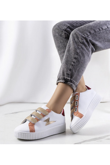 Pitmerden baltas kedas