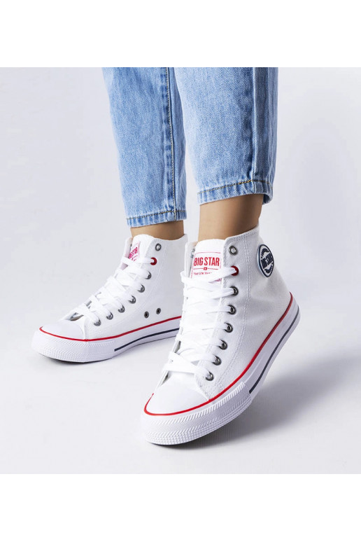 Baltas čības ar augstu augšdaļu...