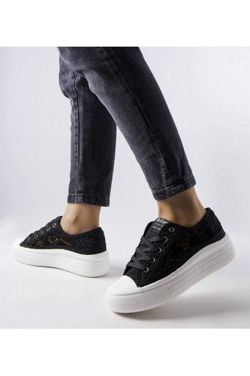 Melnas Lee Cooper kedas...