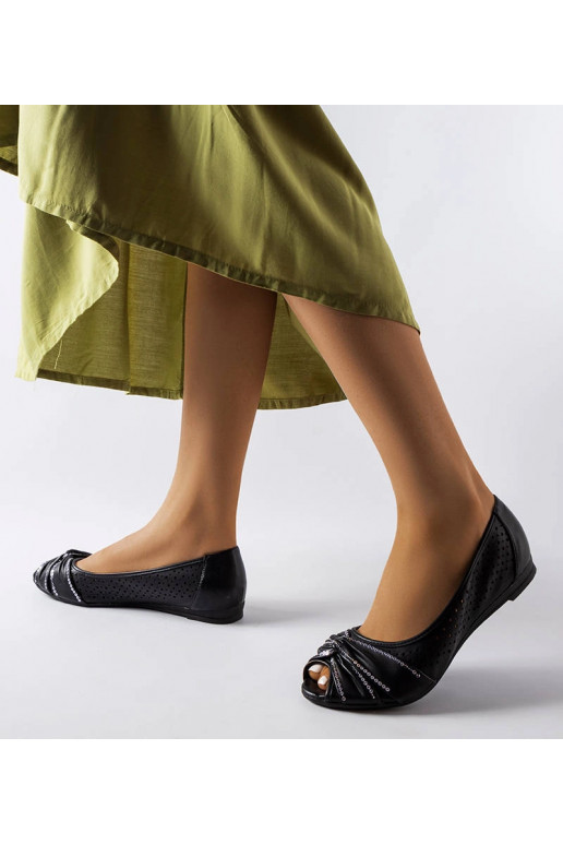 Melni ažūra baleta dzīvokļi ar...