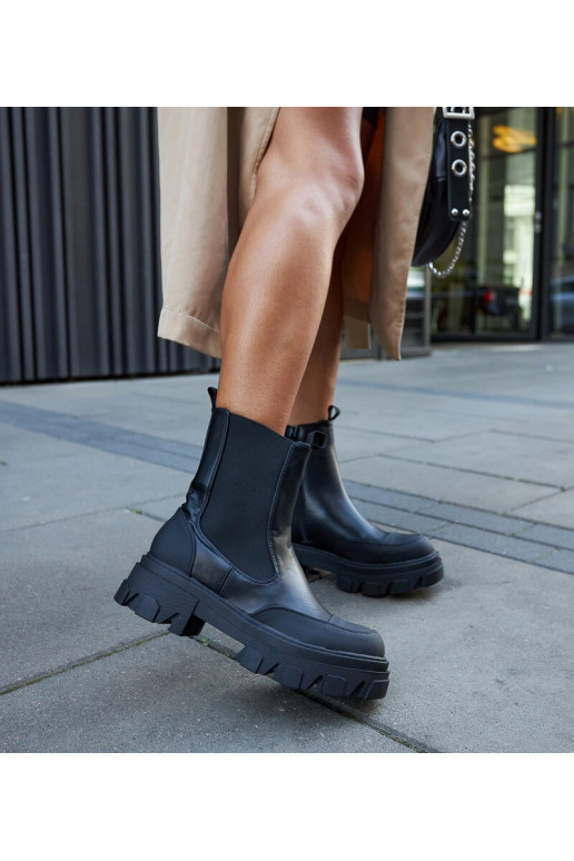 Melni puszābaki ar redzamu Moriano...