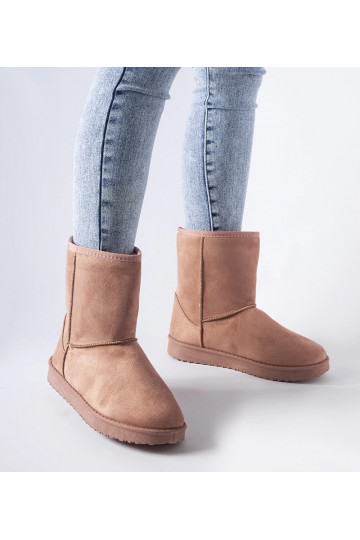 Rozā izolēti klasiski...