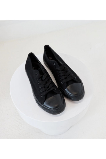 Melnas vīriešu Roope kedas 2