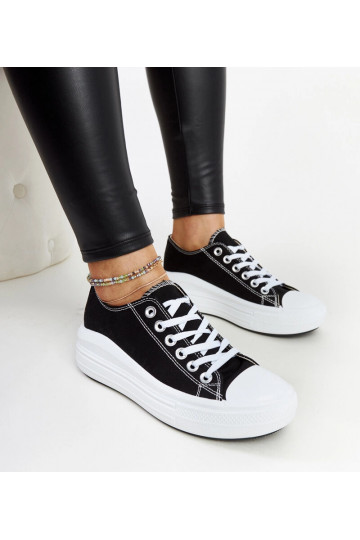 Melnas kedas uz biezas...