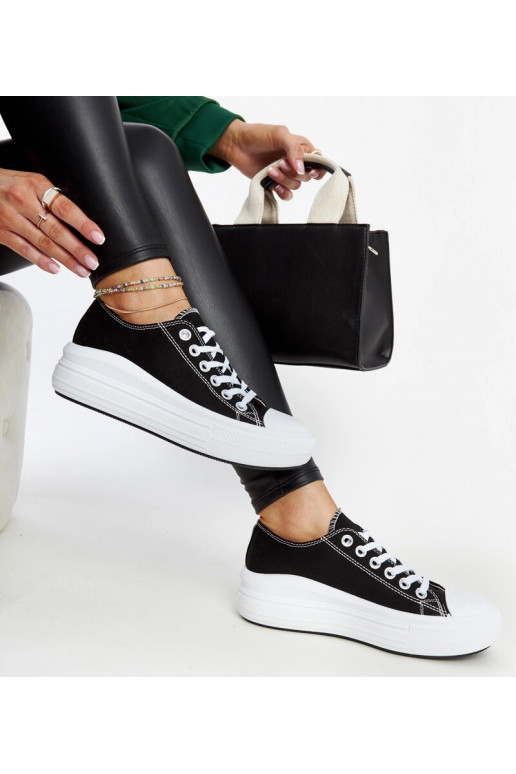 Melnas kedas uz biezas platformas Zlata