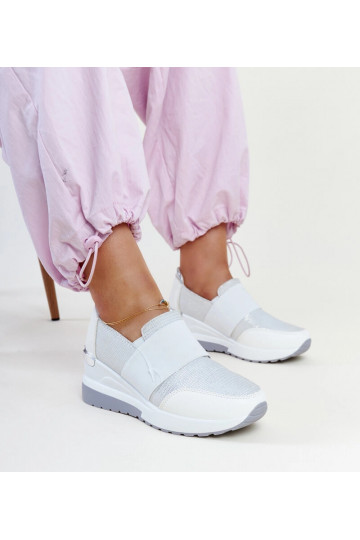 Kallay baltas čības