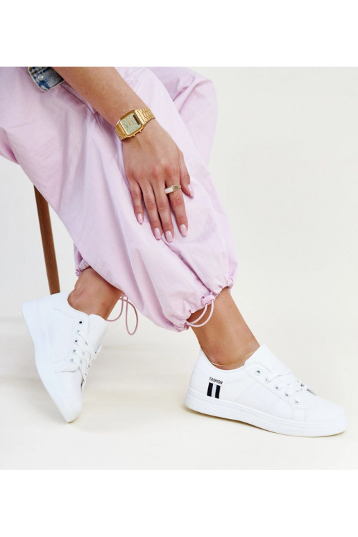 Baltas sieviešu kedas šņorējamās...