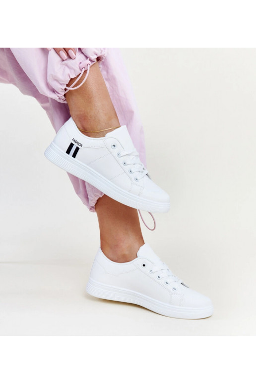 Baltas sieviešu kedas šņorējamās...