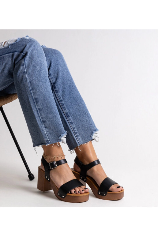 Melnas kuplas Adilar bloka papēžu...