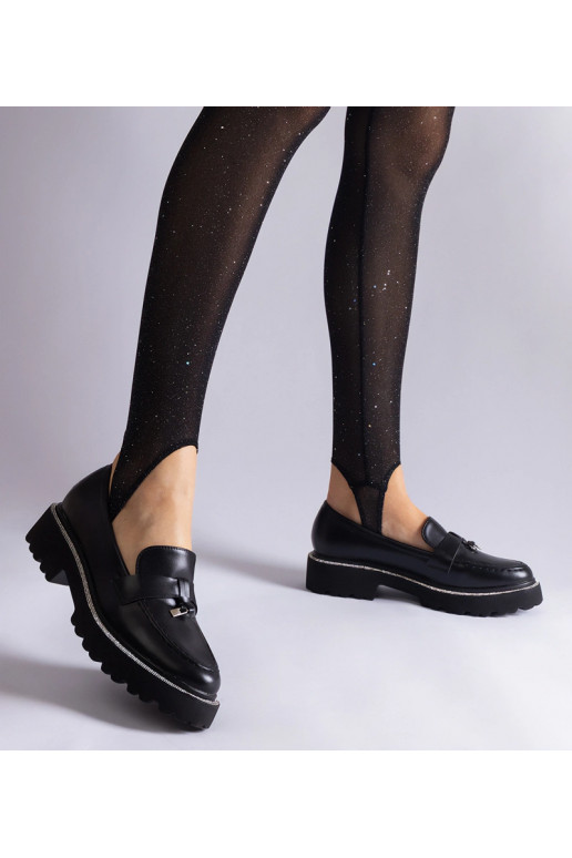 Melni mākslīgās ādas klaipi, dekorēti... Melni mākslīgās ādas klaipi, dekorēti...