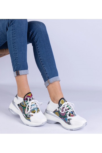 Baltas sieviešu sporta...