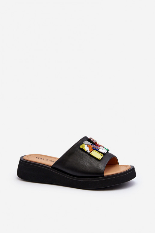 Čibas no dabīgas ādas Sieviešu ar ornamentiem melnas krāsas Asames Čibas no dabīgas ādas Sieviešu ar ornamentiem melnas krāsas Asames