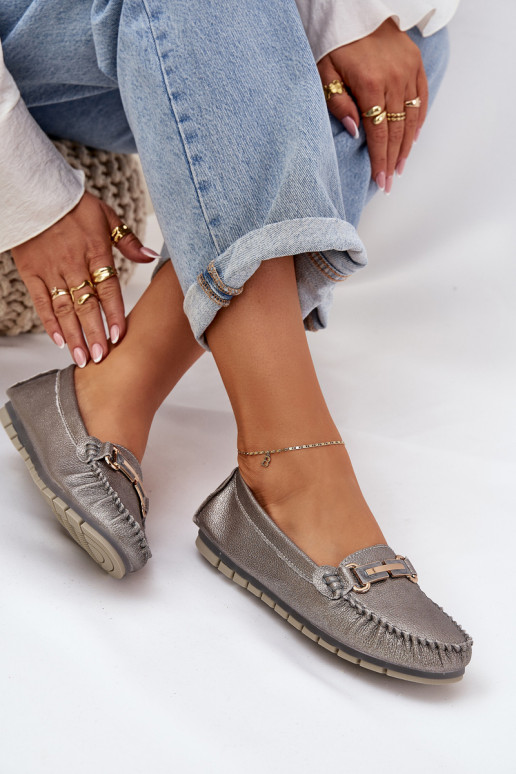 Spīdīgi zempapēžu Mokasīni Izgatavota no dabīgas ādas D&A LR51-546 Sudraba krāsas Spīdīgi zempapēžu Mokasīni Izgatavota no dabīgas ādas D&A LR51-546 Sudraba krāsas