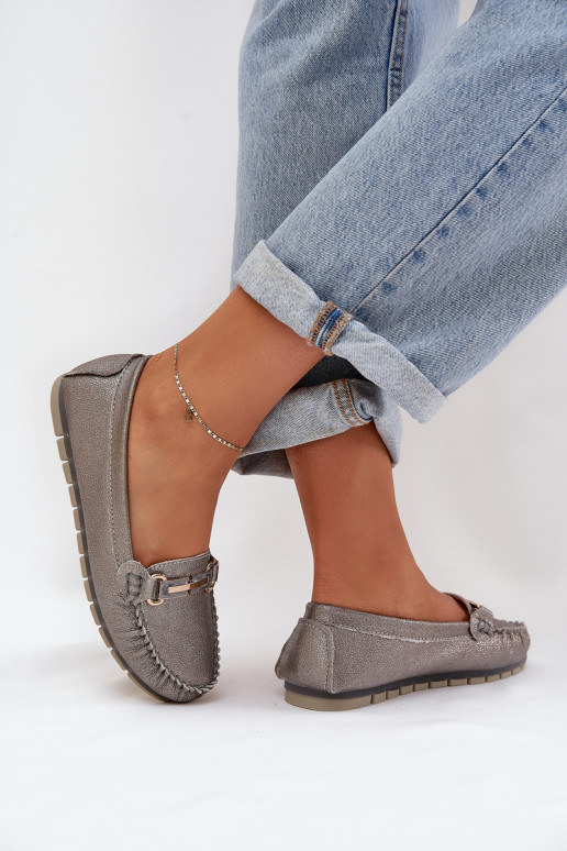 Spīdīgi zempapēžu Mokasīni Izgatavota no dabīgas ādas D&A LR51-546 Sudraba krāsas Spīdīgi zempapēžu Mokasīni Izgatavota no dabīgas ādas D&A LR51-546 Sudraba krāsas